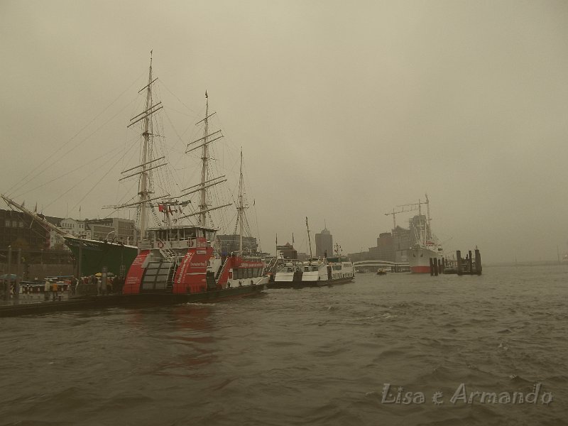 amburgo-giro in barca627.JPG